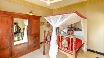 1 bedroom, Egyptian cotton sheets, minibar, in-room safe