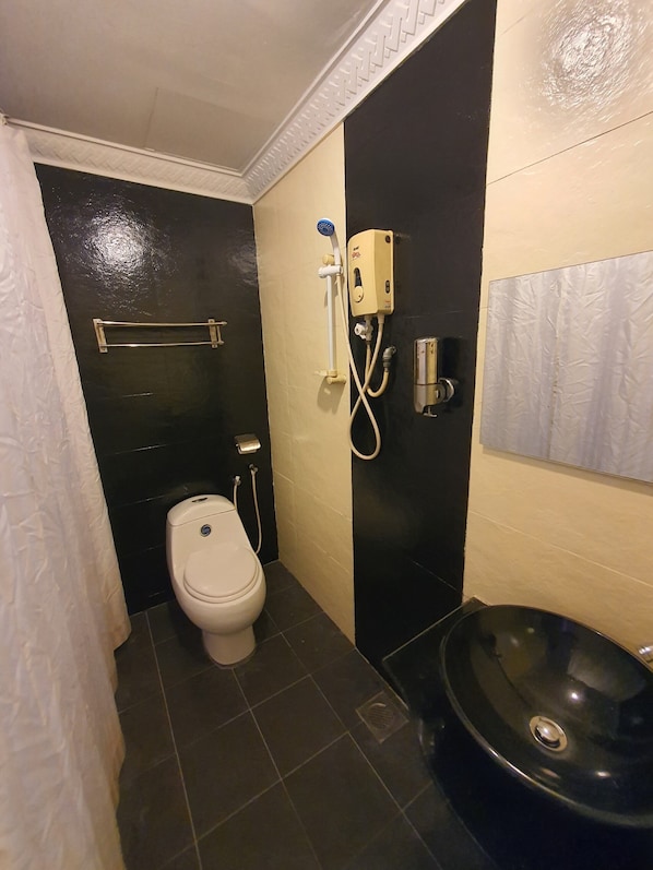 Habitación doble Deluxe, 1 cama Queen size | Baño