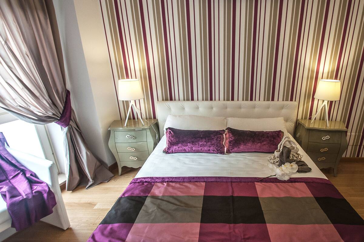 Apartment, 2 Bedrooms, Terrace | Hypo-allergenic bedding available, down comforters, in-room safe, desk