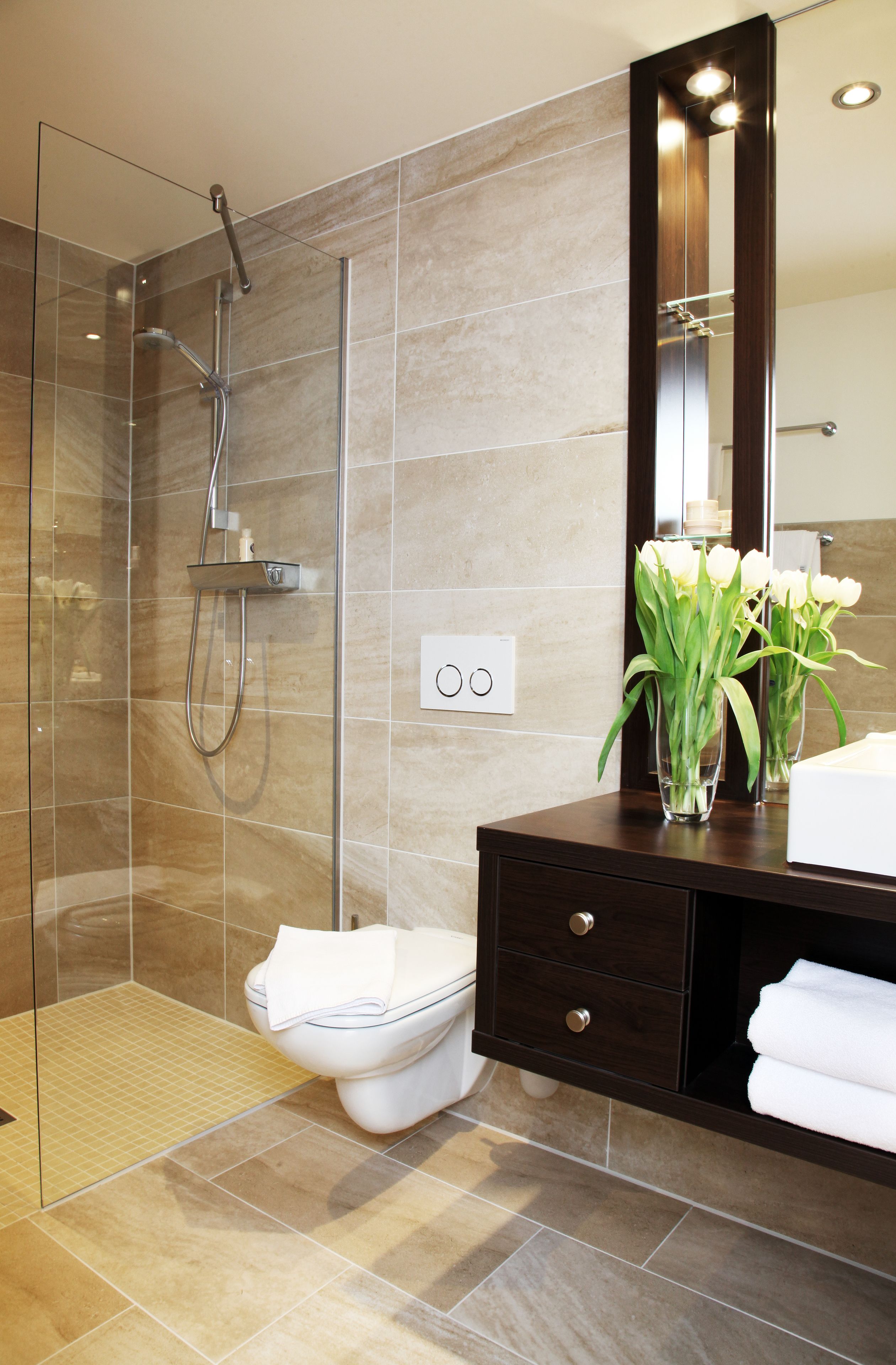 Bathroom shower