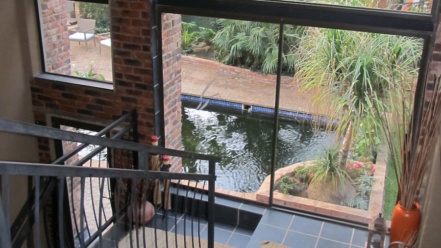 24 Onvrey Guest House