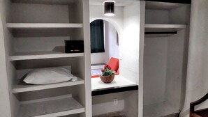 Suite G