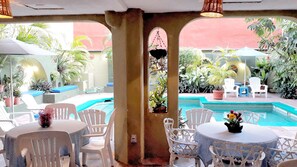 Poolside bar