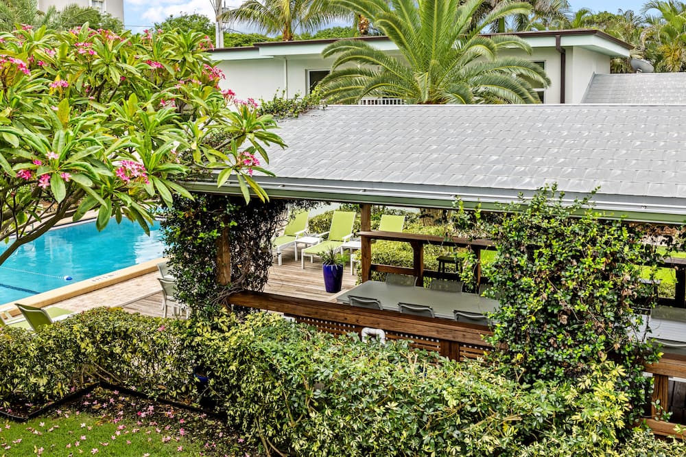 Sun Dek Beach House