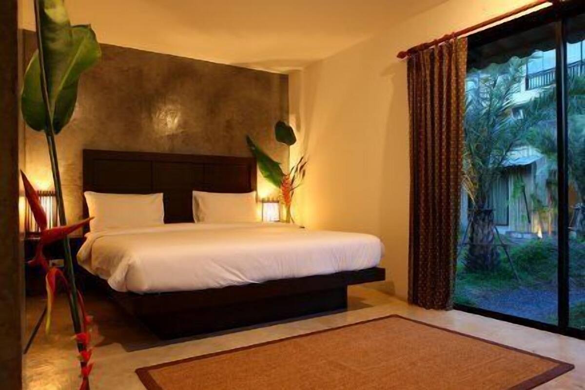 Bungalow Room | Brankas, meja kerja, tempat tidur lipat/tambahan, dan Wi-Fi gratis