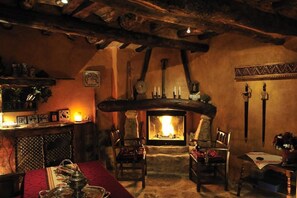 Fireplace - Las Moradas Del Temple (Mirambel)