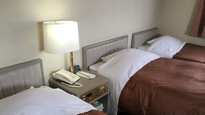 Unclassified image, 5 of 23, button - Hotel New Marukatsu (Miyakojima)