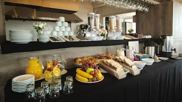 Tägliches inbegriffenes Frühstücksbuffet