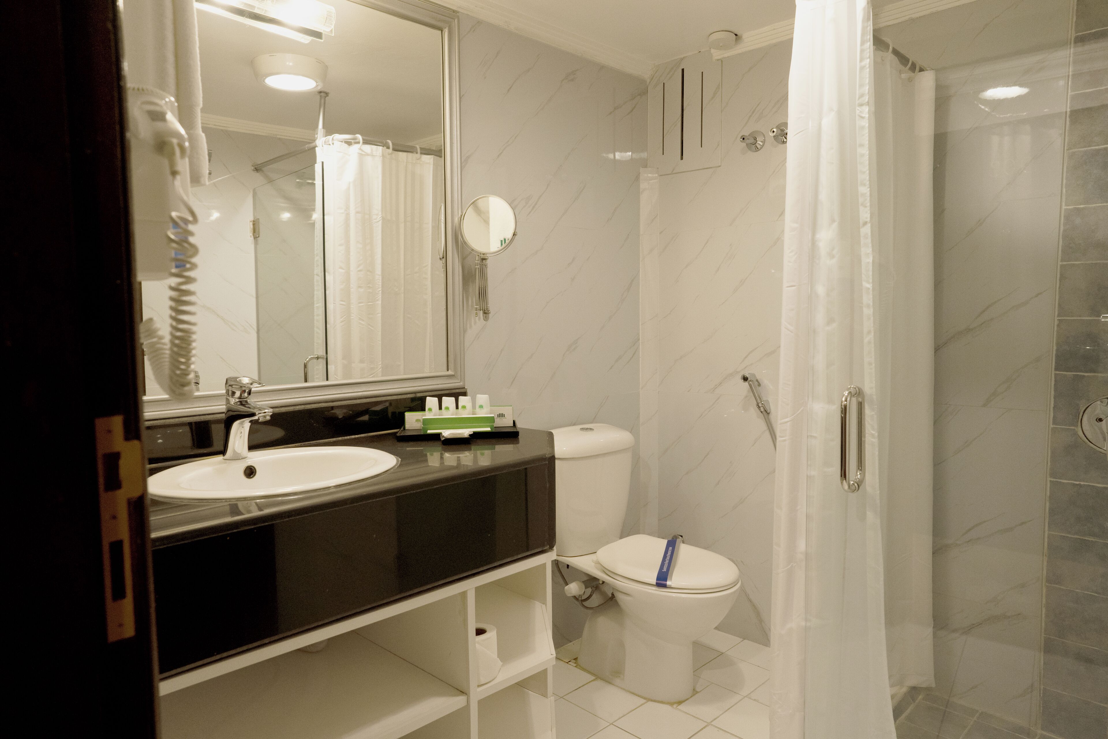 Foto - City Tower Hotel