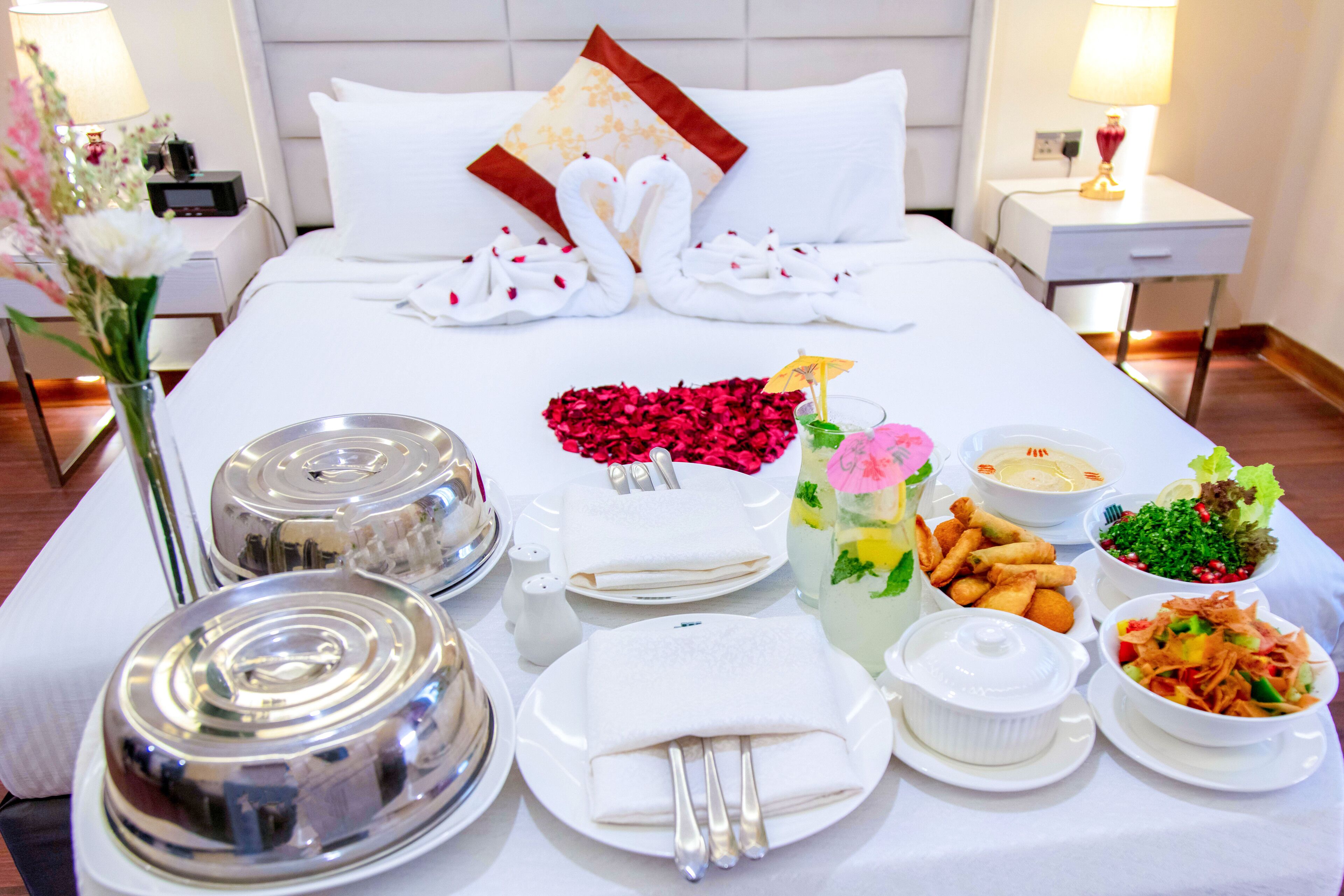 Room service – dining