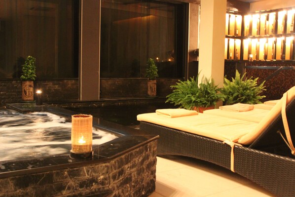 Sauna, hot tub, body treatments, aromatherapy, hot stone massages - Poseidon Boutique Hotel (Pattaya)