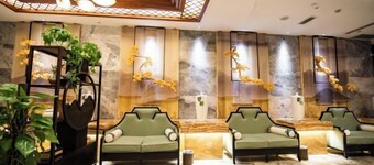 Phoenix International Hotel