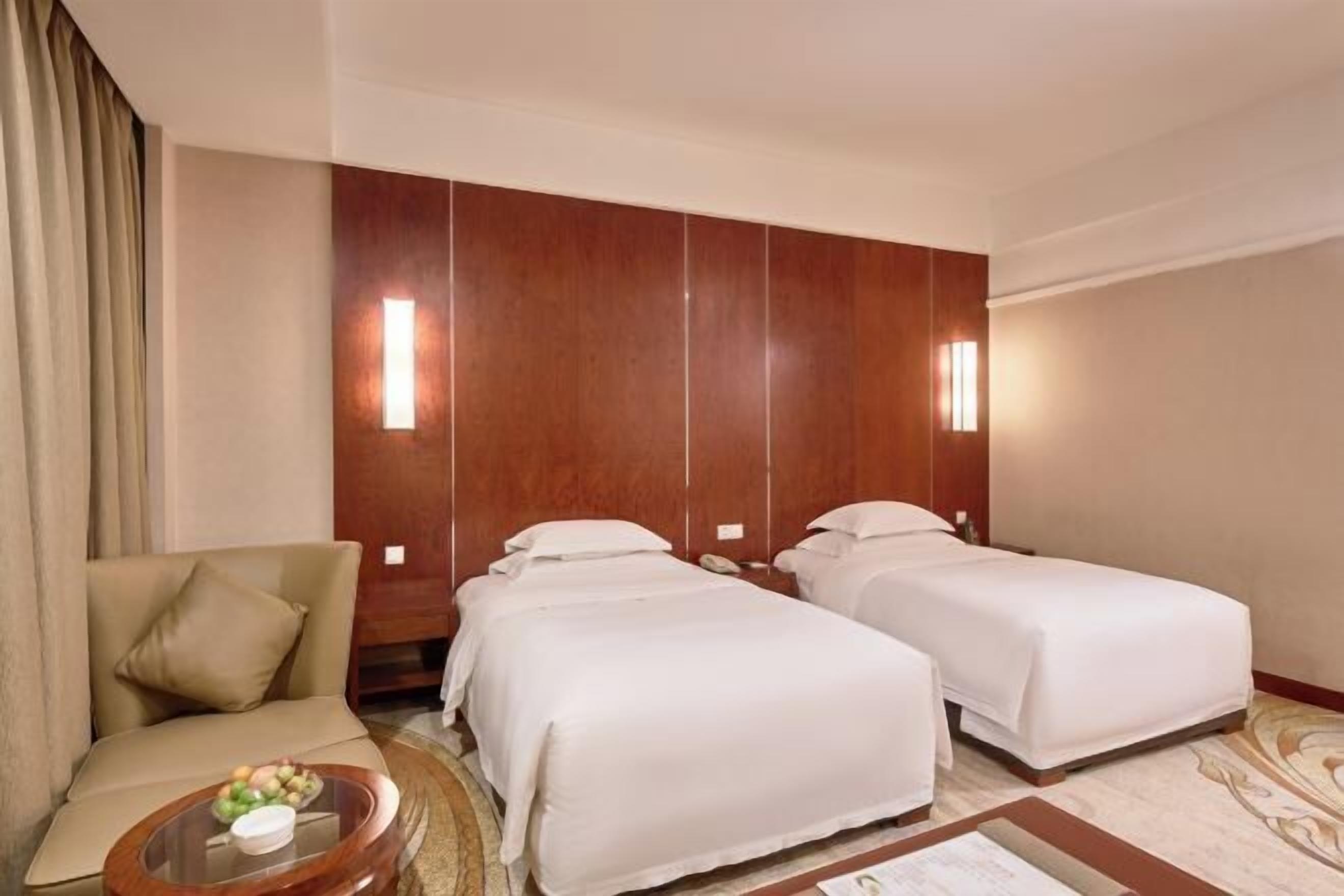 Minibar, in-room safe, iron/ironing board, cots/infant beds