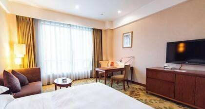 Phoenix International Hotel