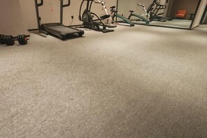 Gym - Phoenix International Hotel (Dazhou)