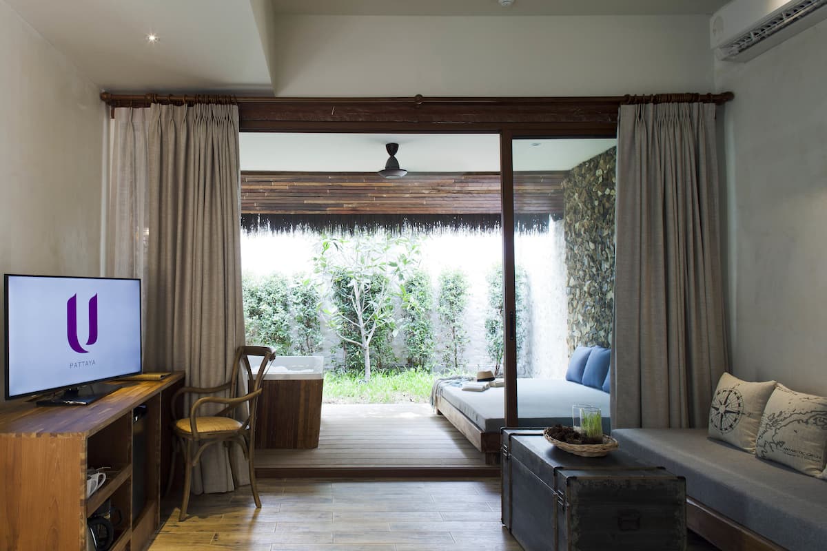 superior garden view (24 hours use of room) | garden view