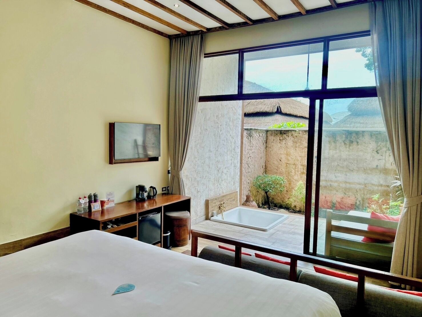 Superior Garden View (24 Hours Use of Room) | Garden view