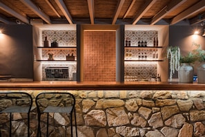 Bar (en la propiedad)