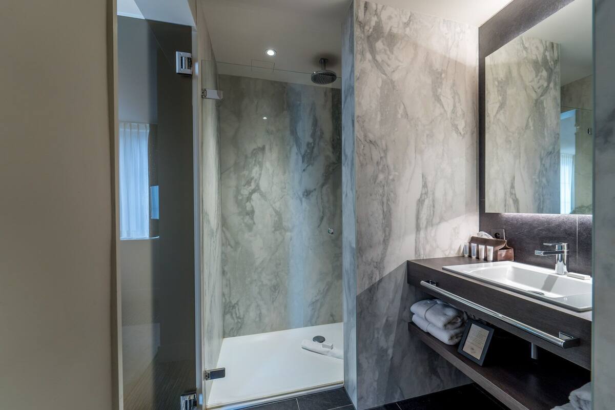 free toiletries, hair dryer, towels