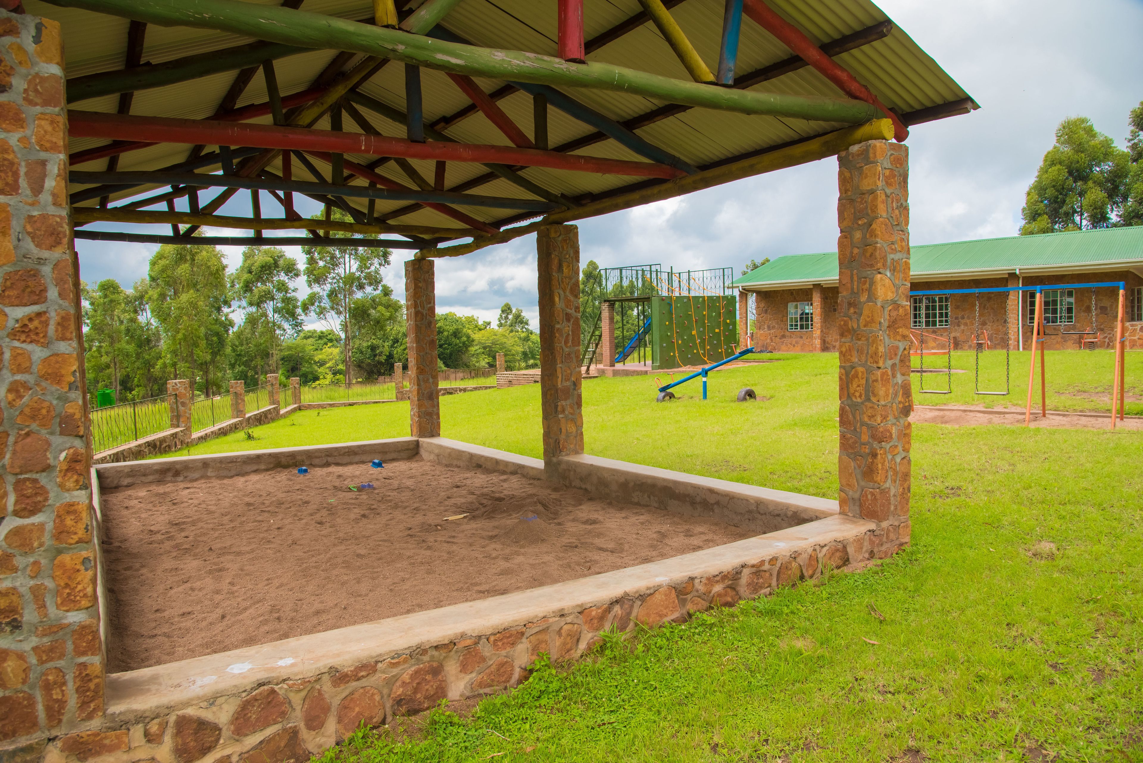 Children’s play area – outdoor