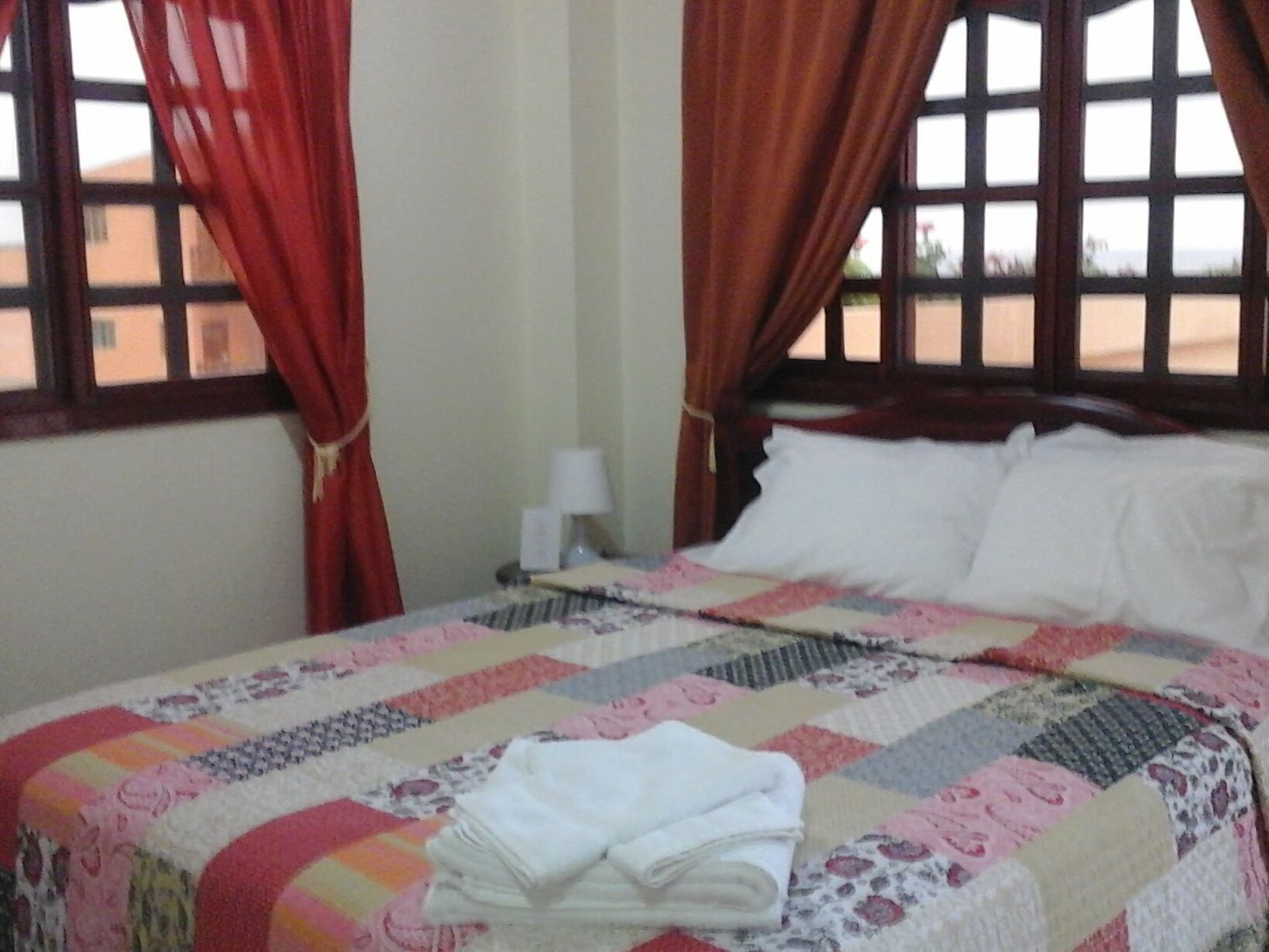 Free WiFi, bed sheets