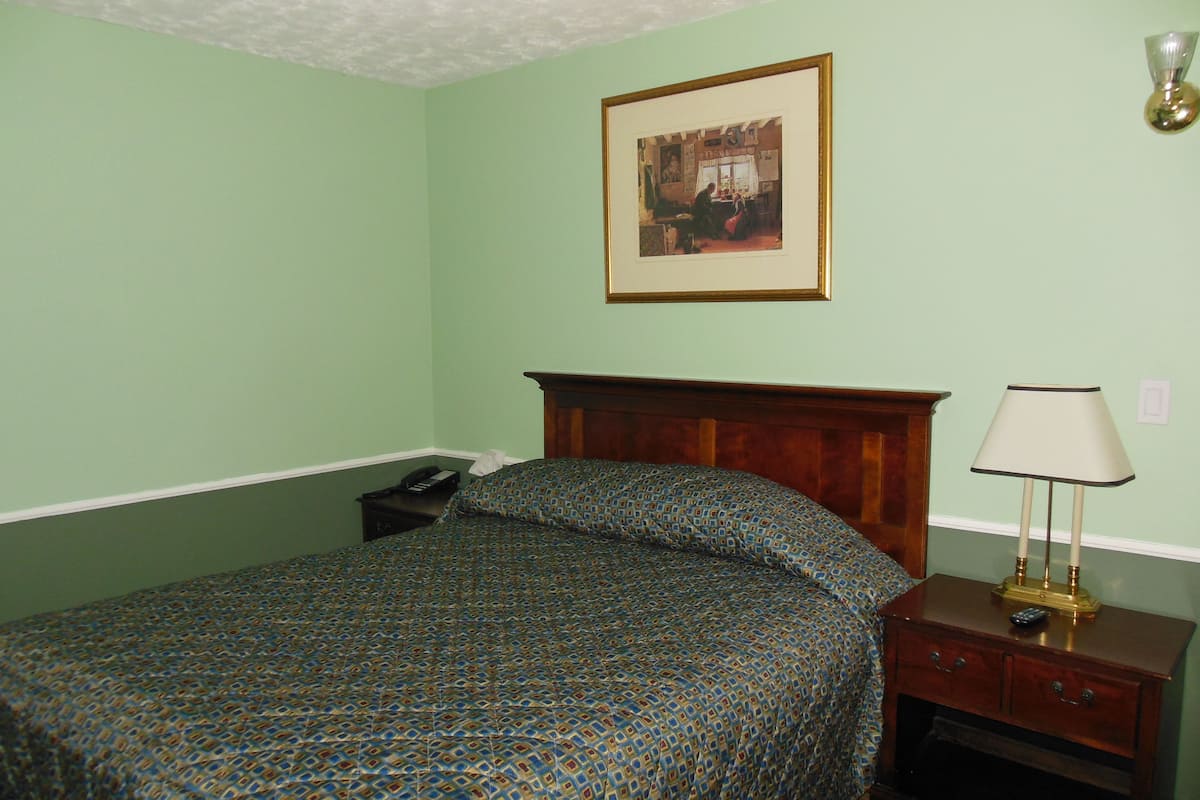 1 bedroom, memory-foam beds, free WiFi, bed sheets