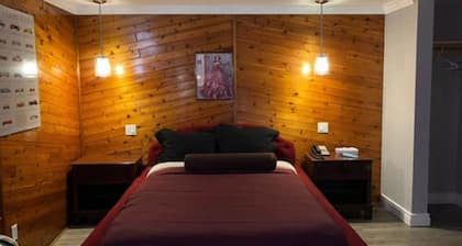Motor court Motel