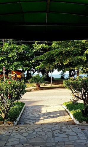 บริเวณประตูทางเข้า