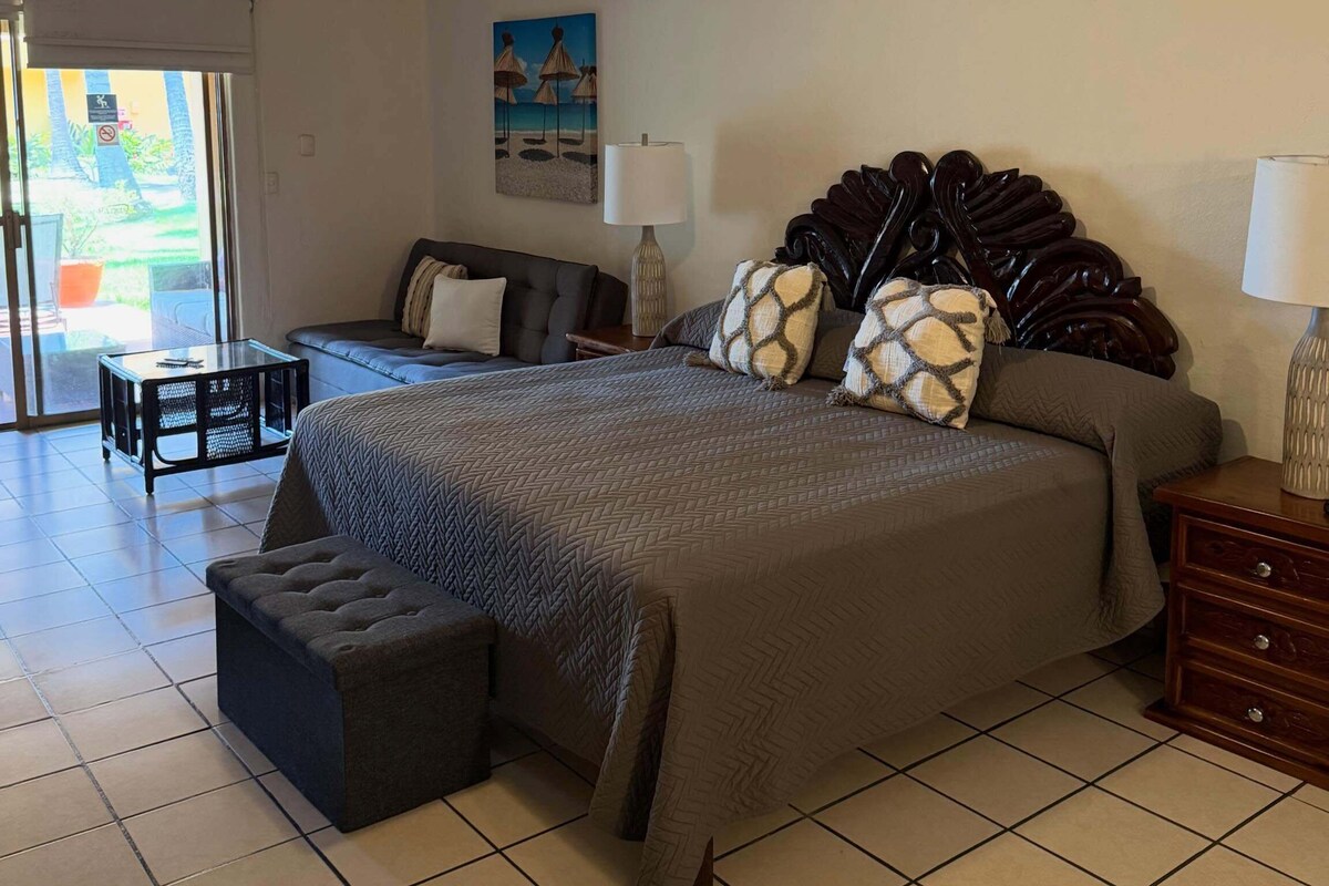 Villa, 4 Bedrooms, Partial Ocean View | Minibar, in-room safe, WiFi (free), bed sheets