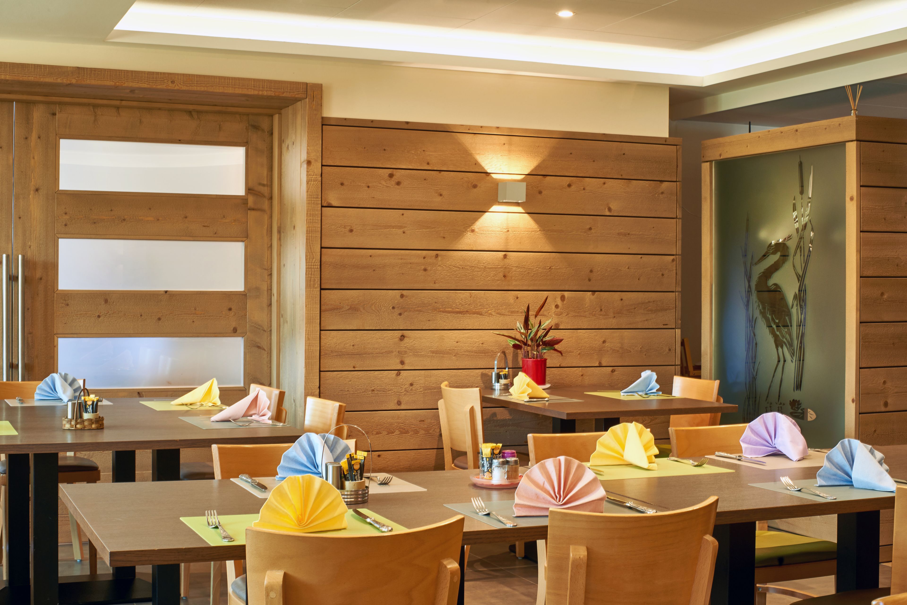 lunch and dinner served, regional cuisine