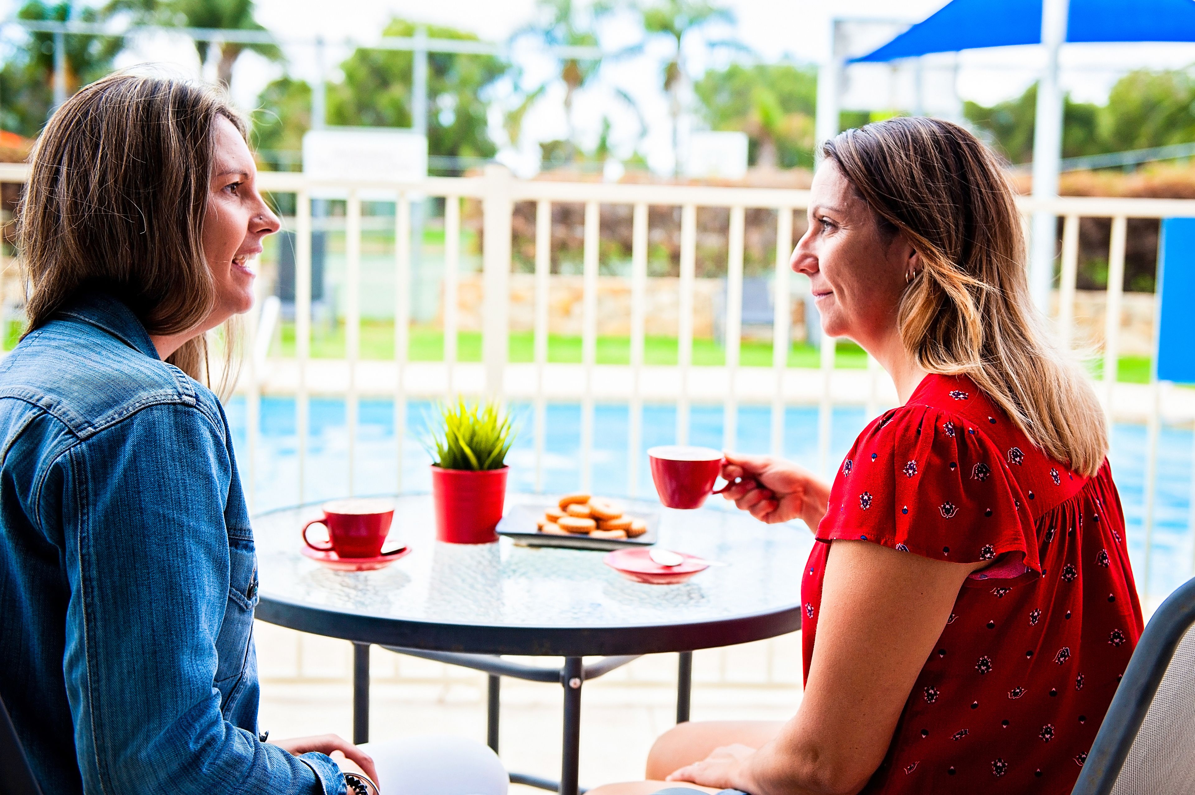 Outdoor pool, pool loungers