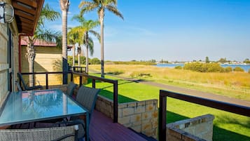 Deluxe 3 Bedroom Waterfront Cabin | Balcony view