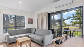 Superior huisje | Dineren op de kamer