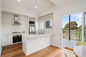 Cabaña Deluxe, 2 habitaciones (Sleeps 4) | Cocina privada