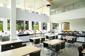 Restaurant - Amaris Hotel Pakuan Bogor (Bogor)