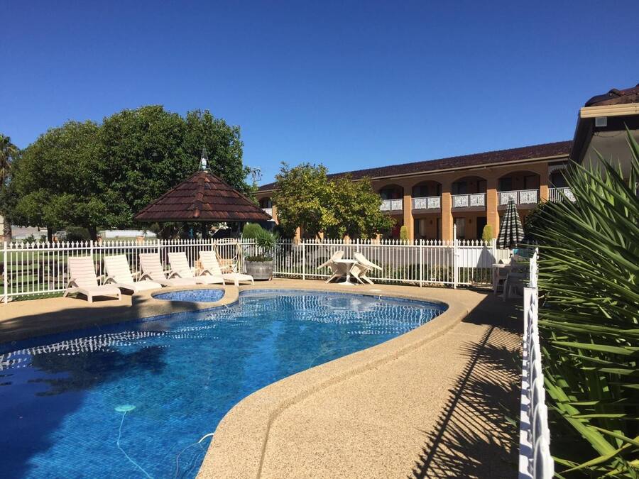 Piscina stagionale all'aperto