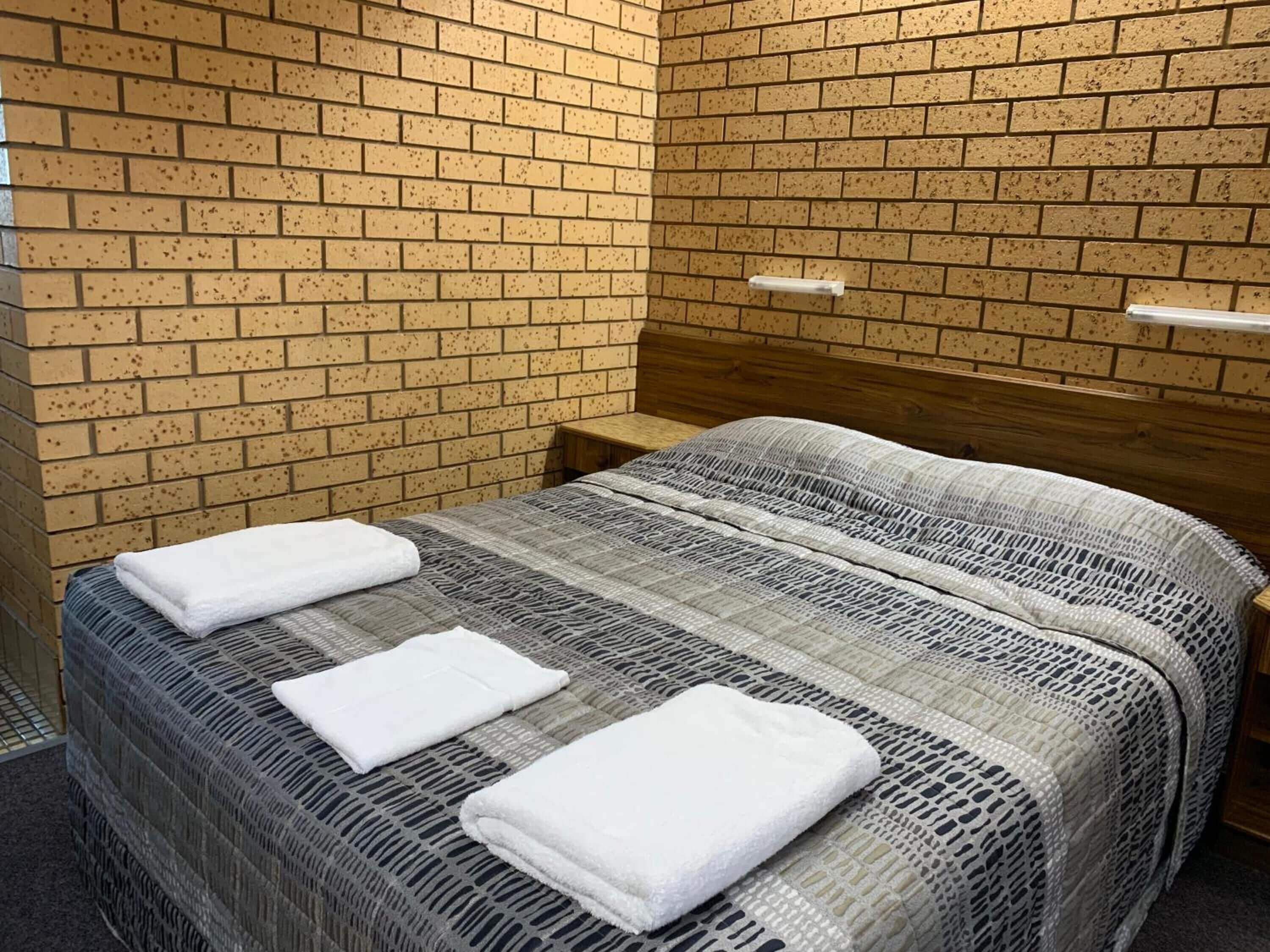 隔音、熨斗/熨板、婴儿床、免费 WiFi