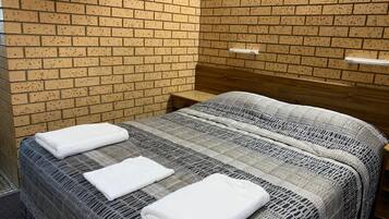 Ljudisolering, strykjärn/strykbräda, barnsängar och gratis wi-fi