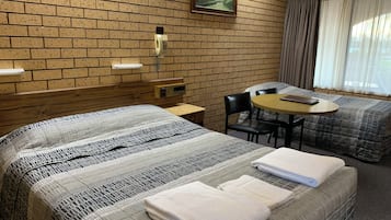 Standard Queen/Twin Room | Soundproofing, iron/ironing board, cots/infant beds, free WiFi