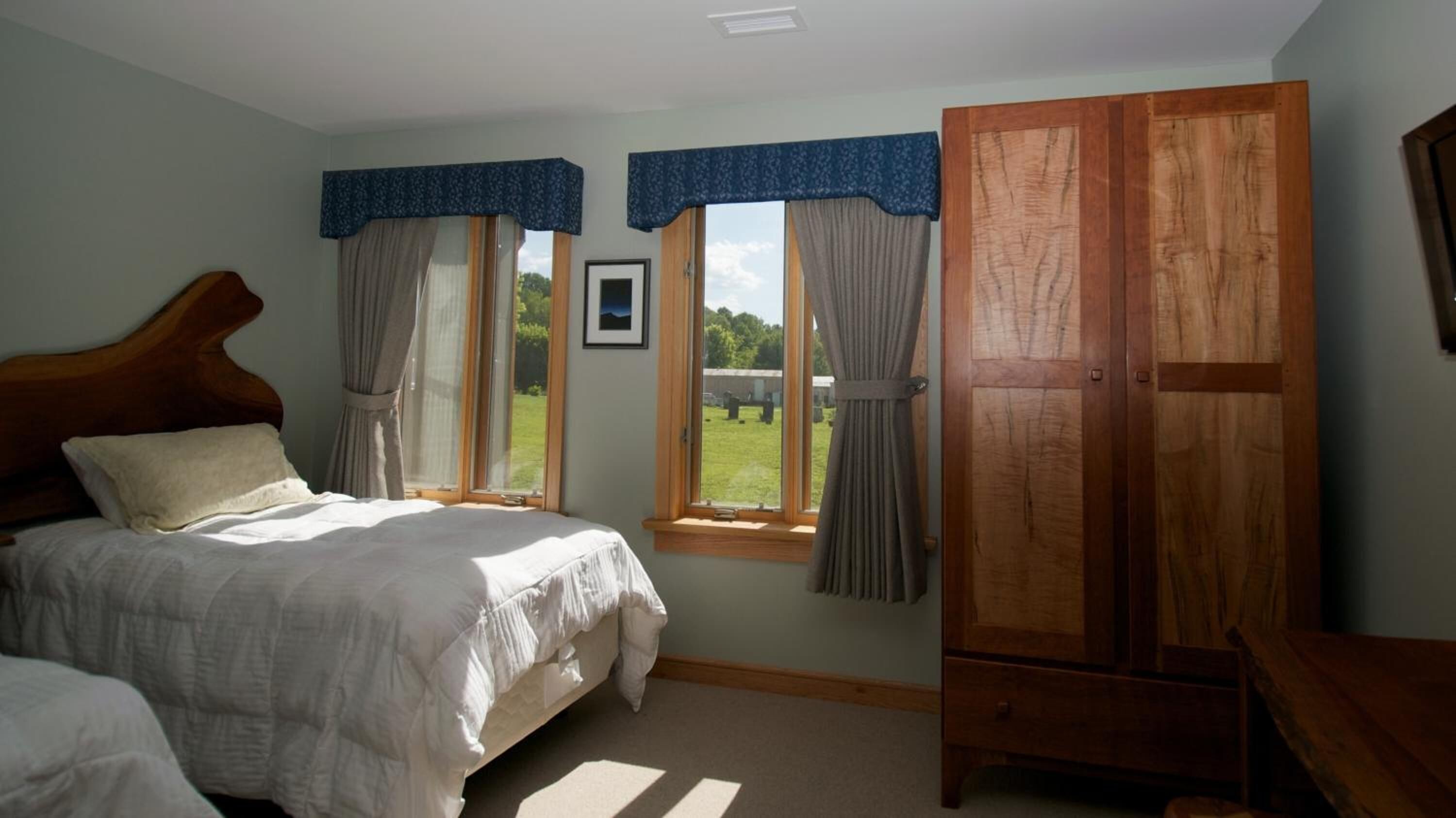 in-room safe, individually decorated, individually furnished, desk