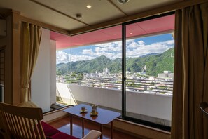 In-room safe, iron/ironing board, free WiFi, bed sheets - KINUGAWA GRAND HOTEL YUME no TOKI (Nikko)