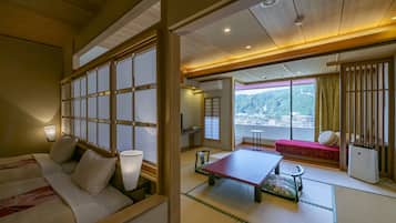 1 bedroom, in-room safe, iron/ironing board, free WiFi