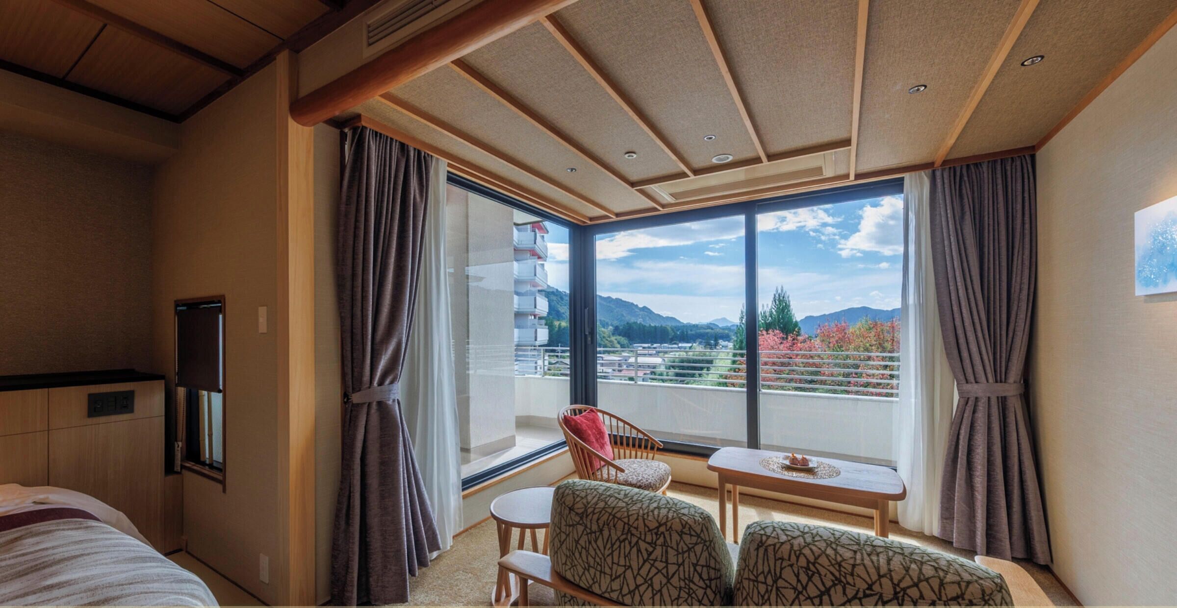 Bañera y ducha independientes, artículos de tocador gratuitos