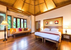 Minibar, in-room safe, desk, free cots/infant beds - Khaothong Terrace Resort (Krabi)