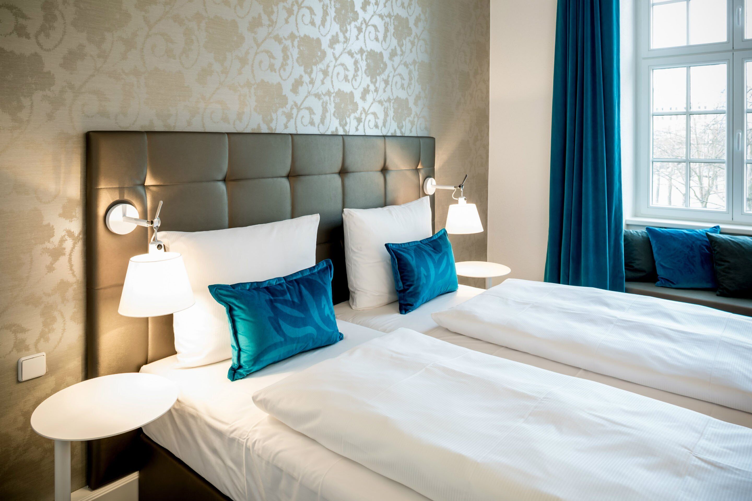 standard room, 1 queen bed | view from room