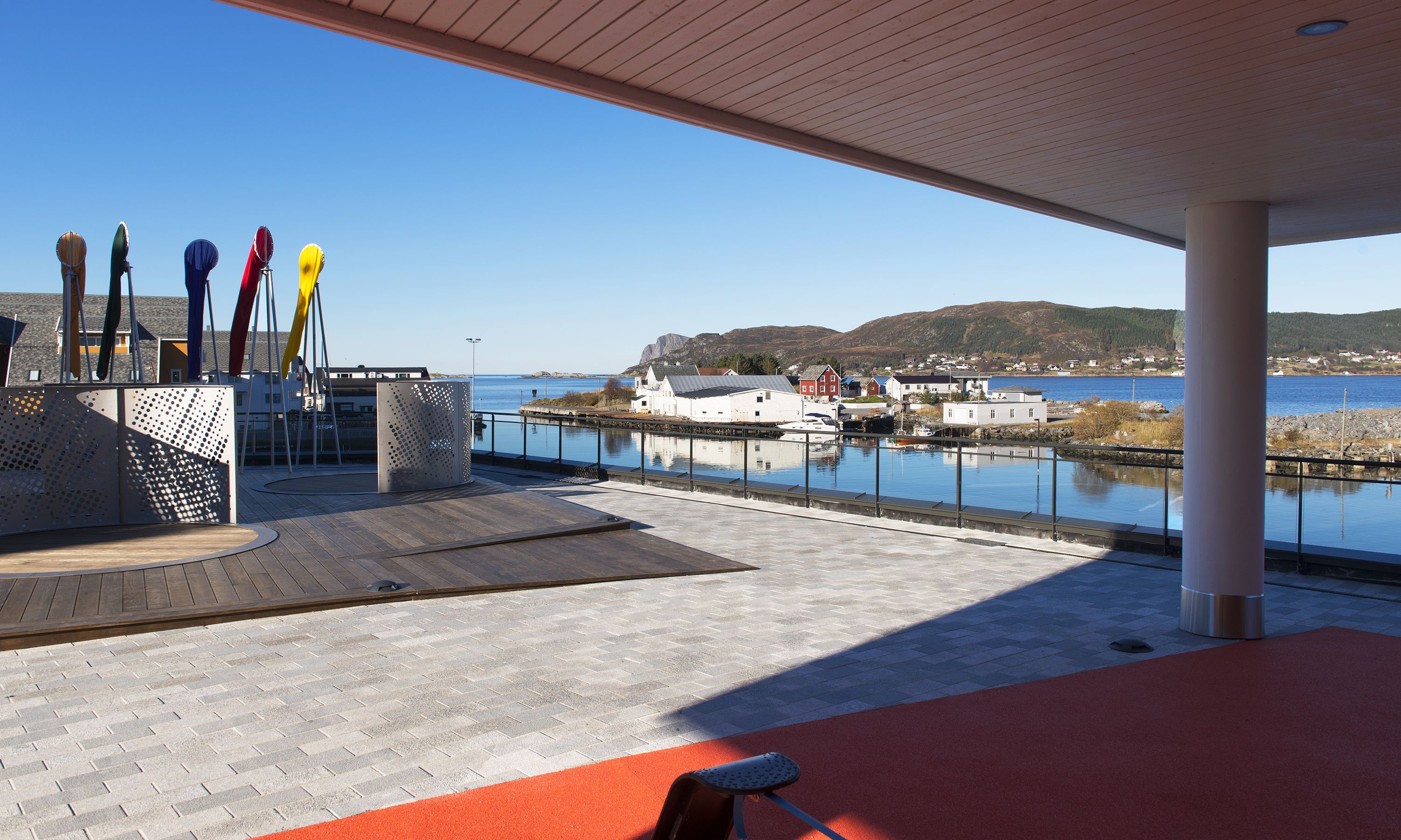 children’s play area – outdoor