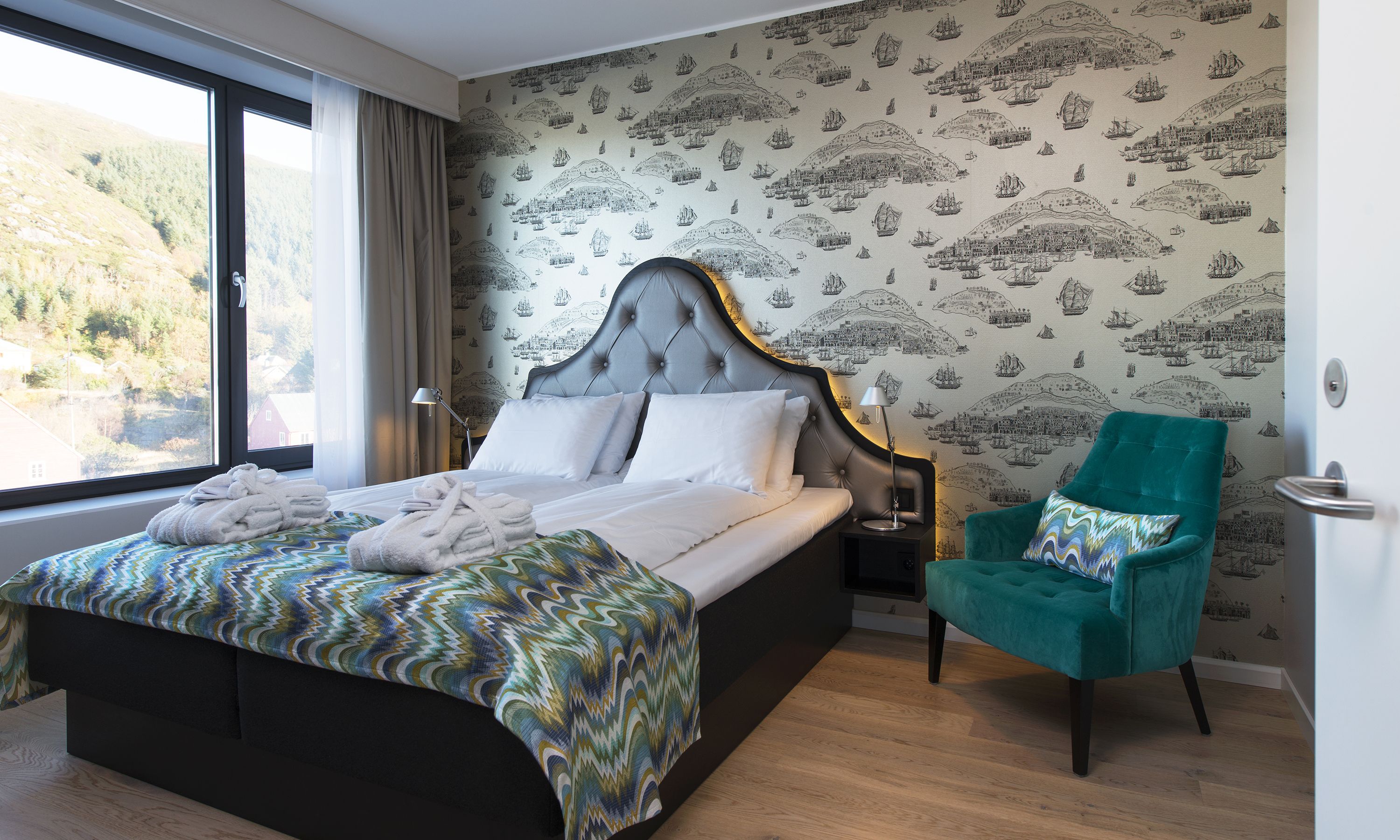 Minibar, in-room safe, desk, cribs/infant beds