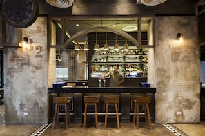 Bar (on property) - Eastin Tan Hotel Chiang Mai (Chiang Mai)