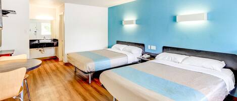 واي فاي مجانًا وملاءات أسرّة