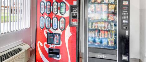 ماكينة بيع آلية